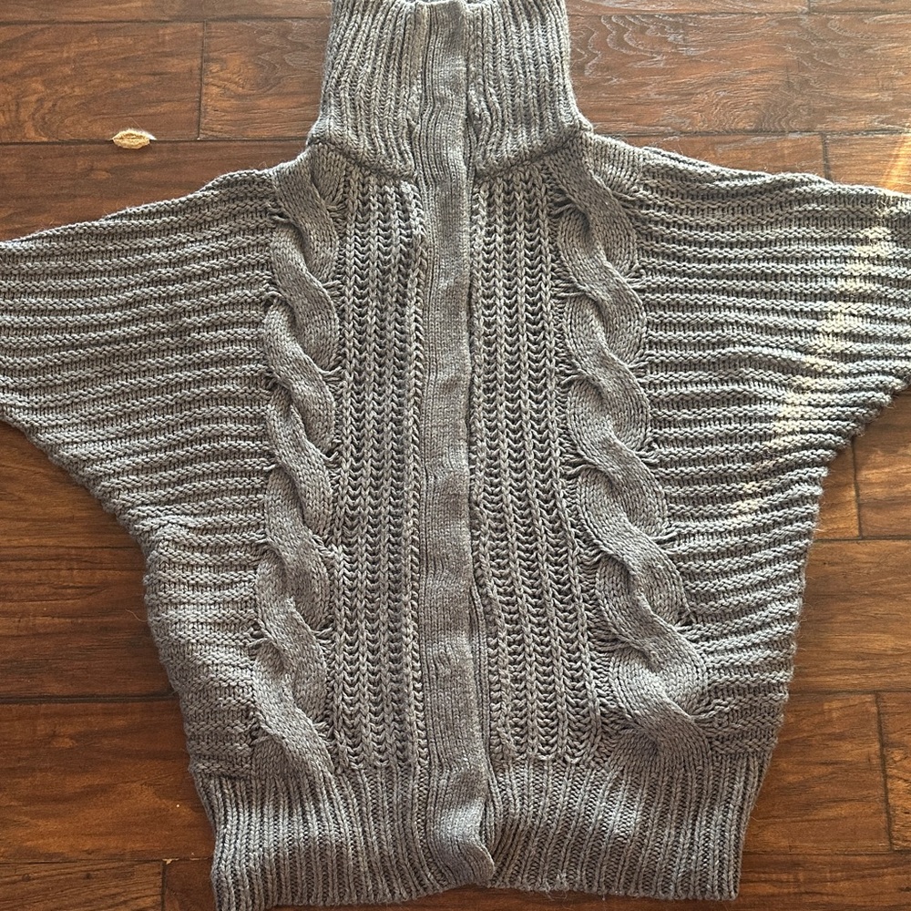 Express Gray Cable-Knit Zip-Up Mock Neck Cardigan